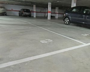 pintado plazas aparcamiento