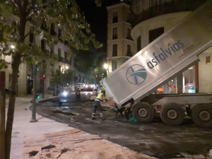 Asfaltado en Puerta del Sol en Madrid
